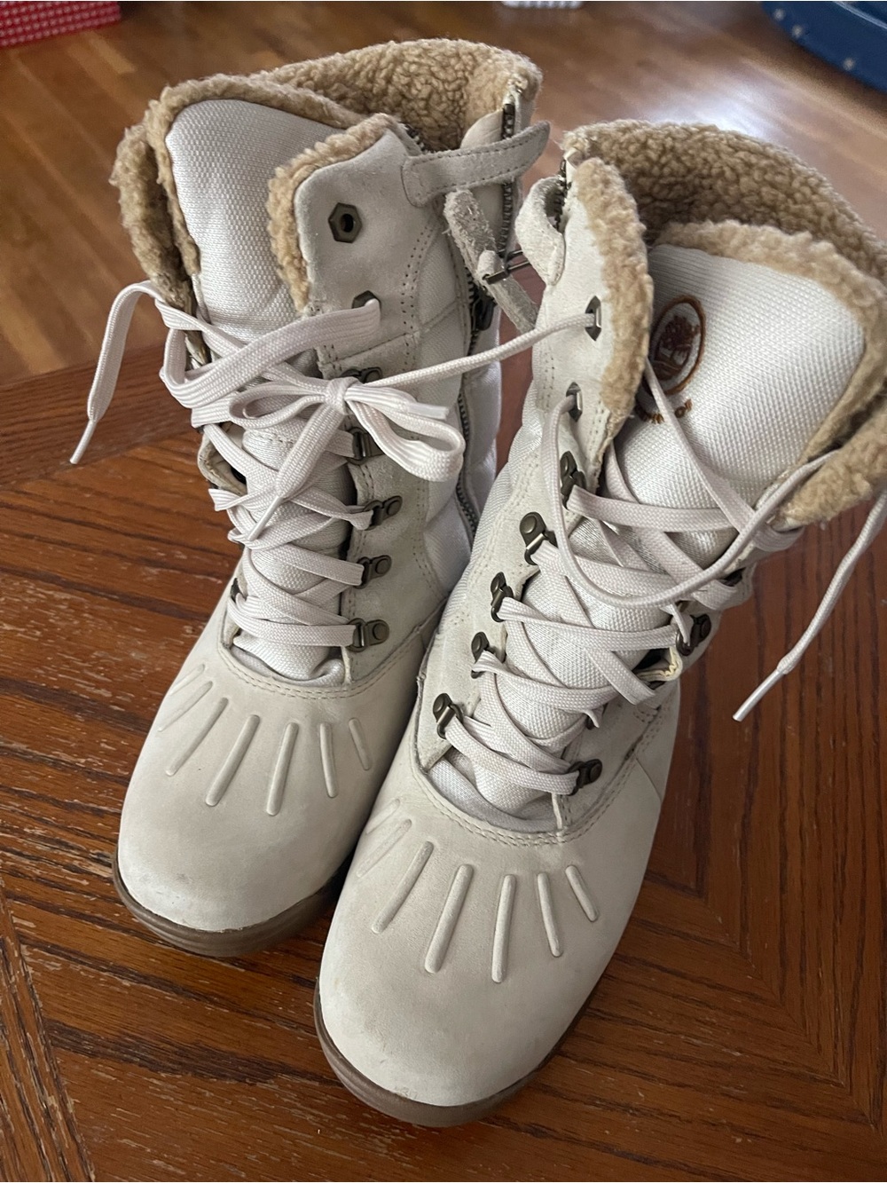Timberland Cream Lace-Up Sherpa-Lined Rain & Snow Boots
